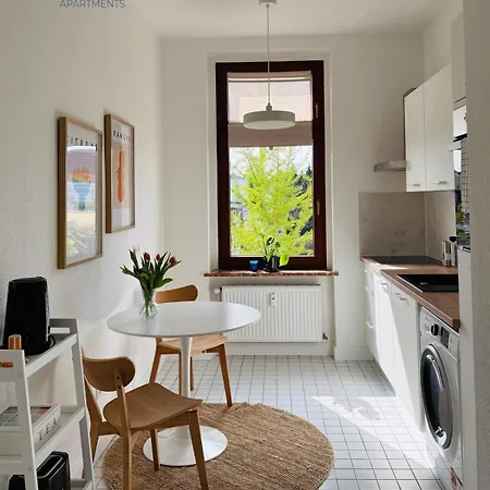 Stilvoller Altbau Zentral Magdeburg
