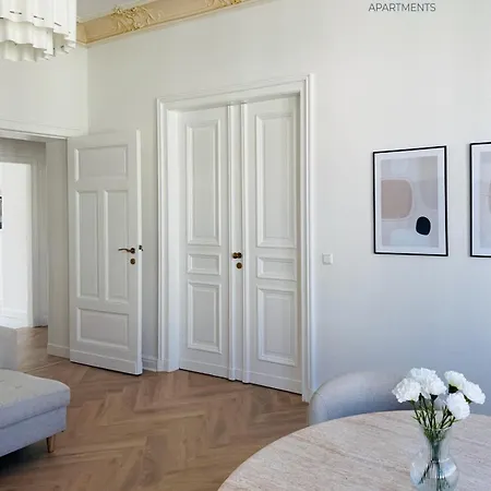 Apartment Stilvoller Altbau Zentral