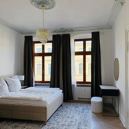 Stilvoller Altbau Zentral Apartment *