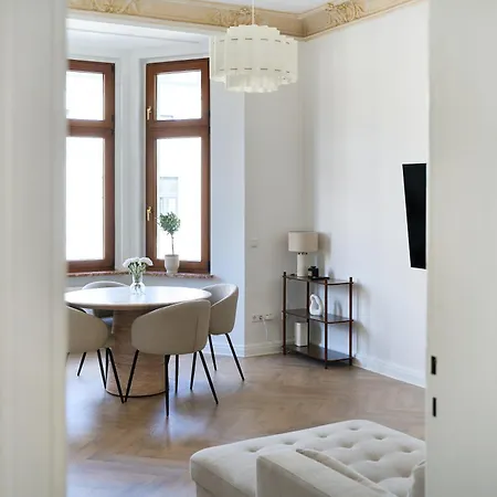 Apartment Stilvoller Altbau Zentral