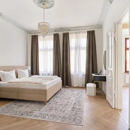Stilvoller Altbau Zentral Magdeburg