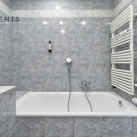 Superior Nahe Zentrum 5 דירה